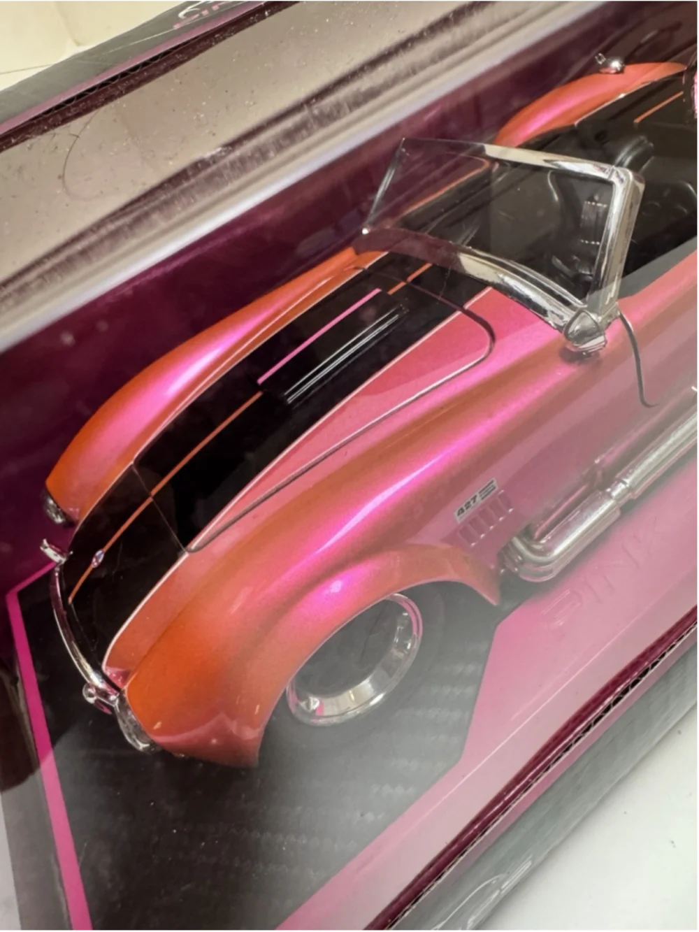 1:24 1965 Shelby Cobra 427 - JADA Pink Slips - Pink Chameleon Paint